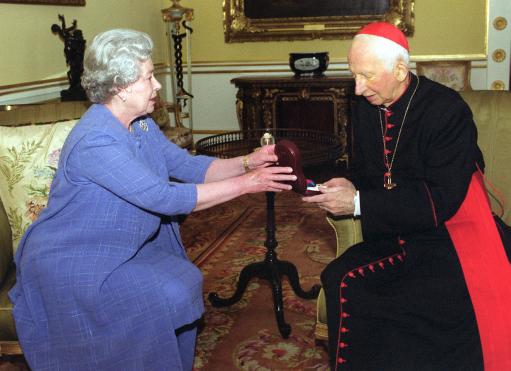 Queen/Hume gets Order of Merit